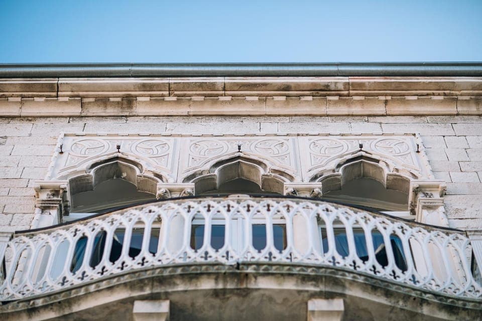 Property building, Balcony/Terrace