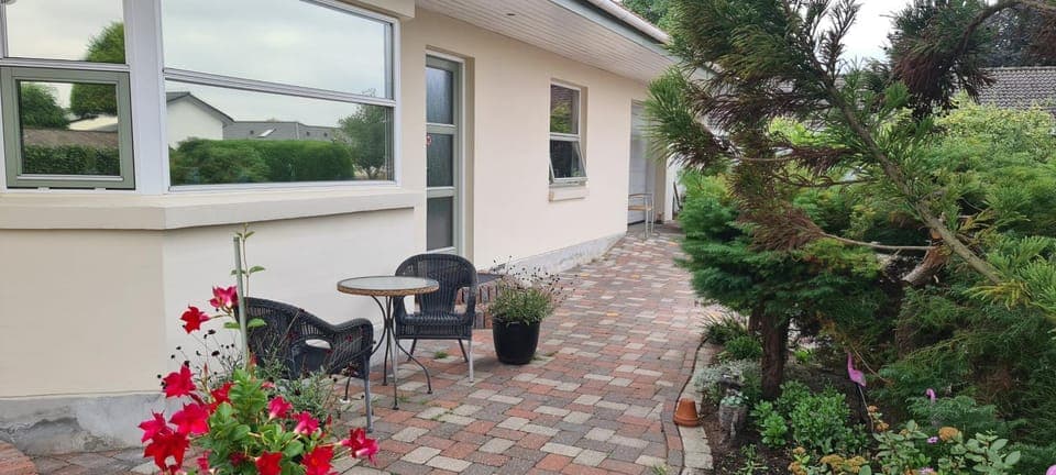 Garden, Dining area, Garden view