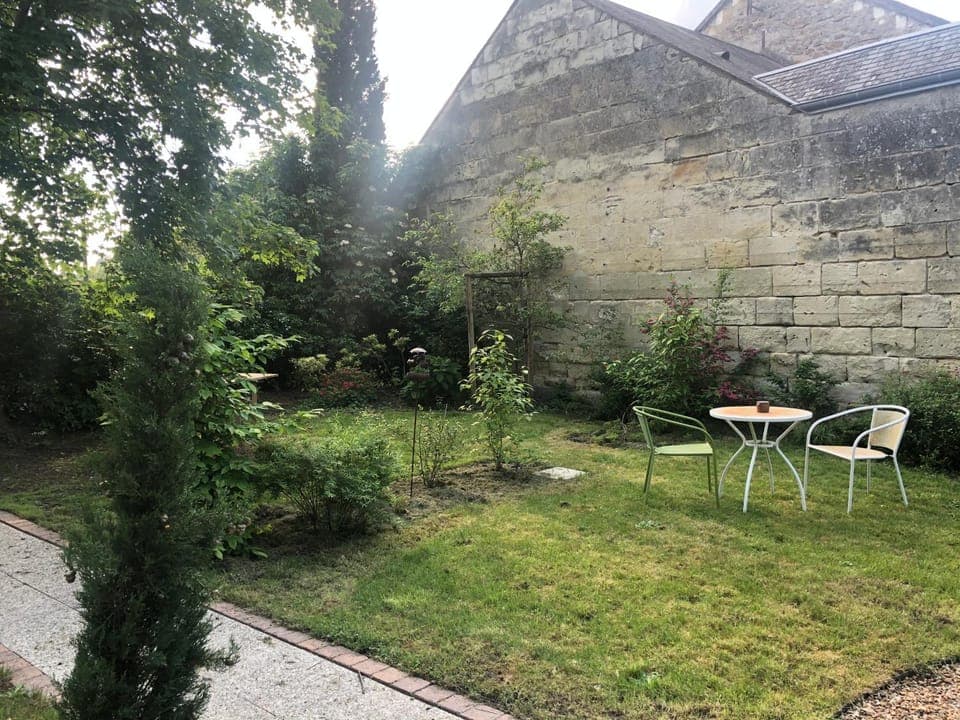 Garden, Internal: Not applicable to any particular room