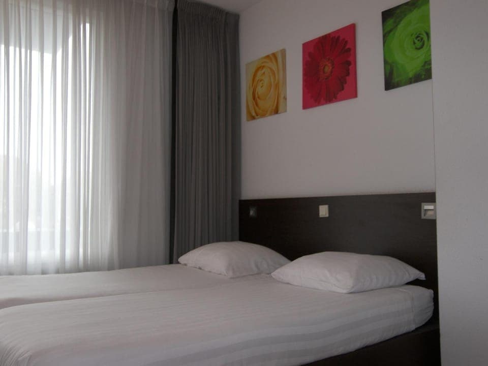 Bed, Decorative detail, Bedroom