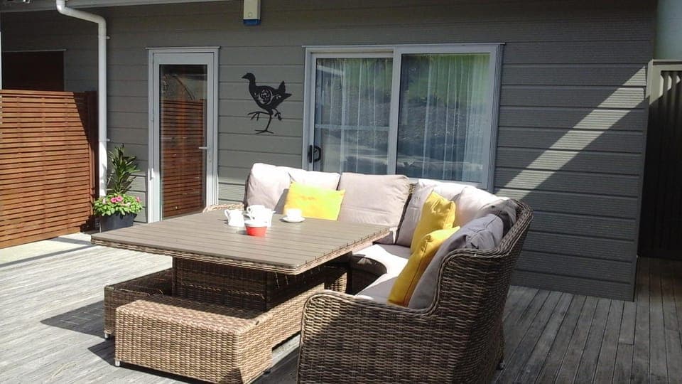 Patio, Facade/entrance