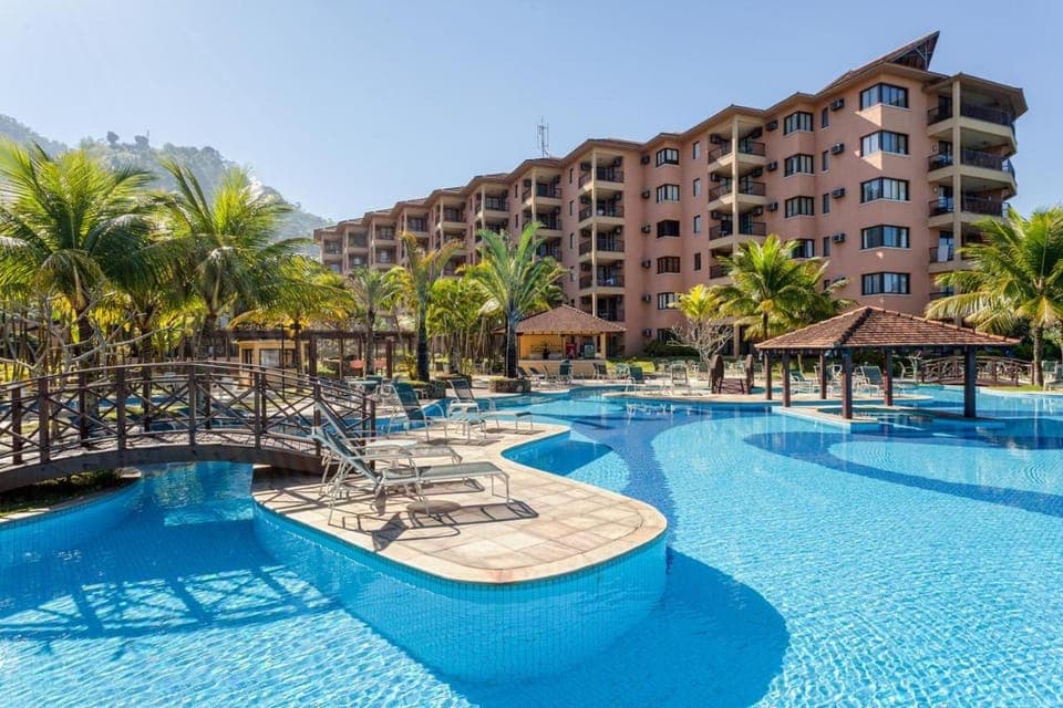 Property building, Pool view