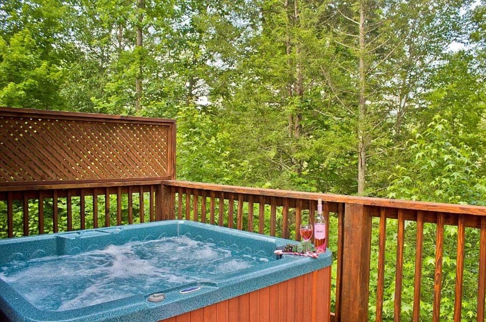 Amazing Views Chalet in Pittman Center