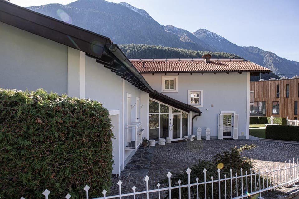 Inner courtyard view