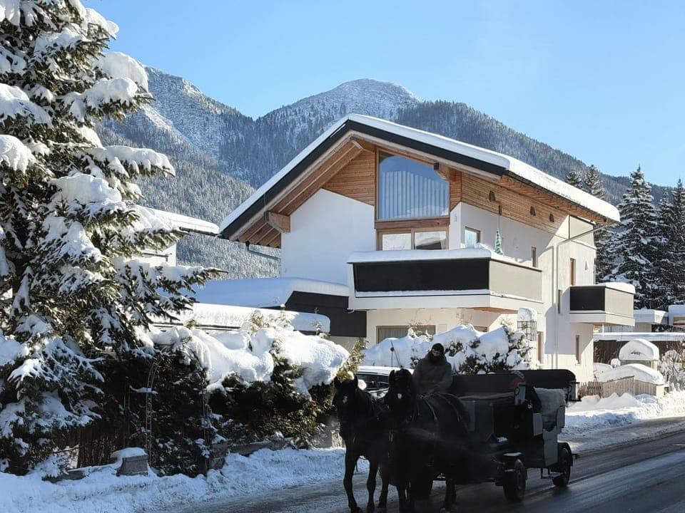 Property building, Winter