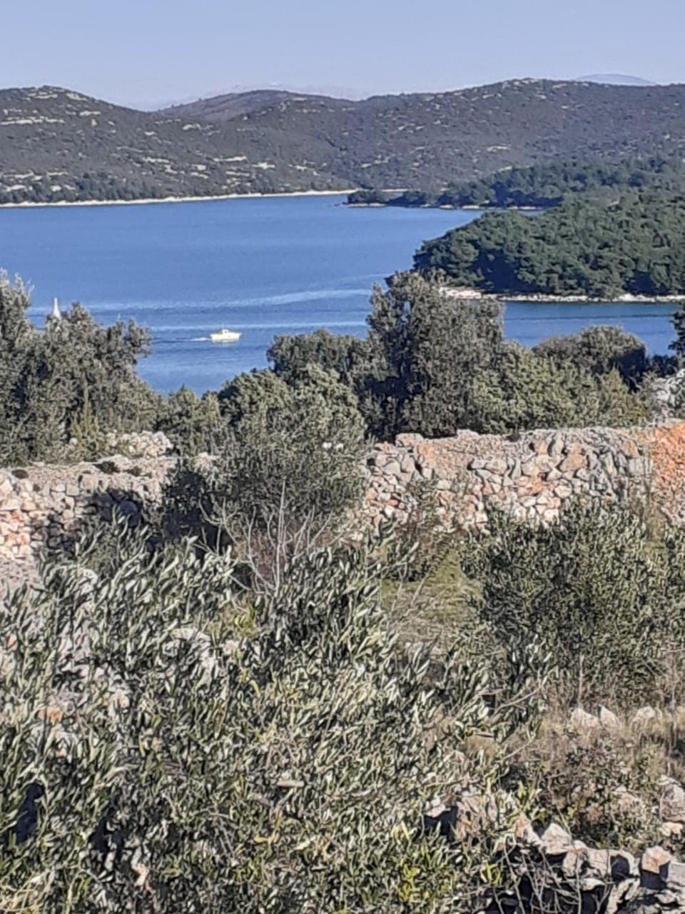 Nearby landmark, Natural landscape
