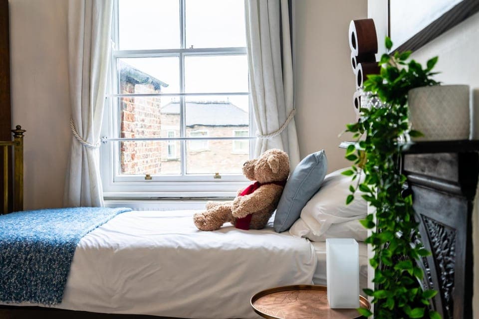 Bed, Bedroom, children