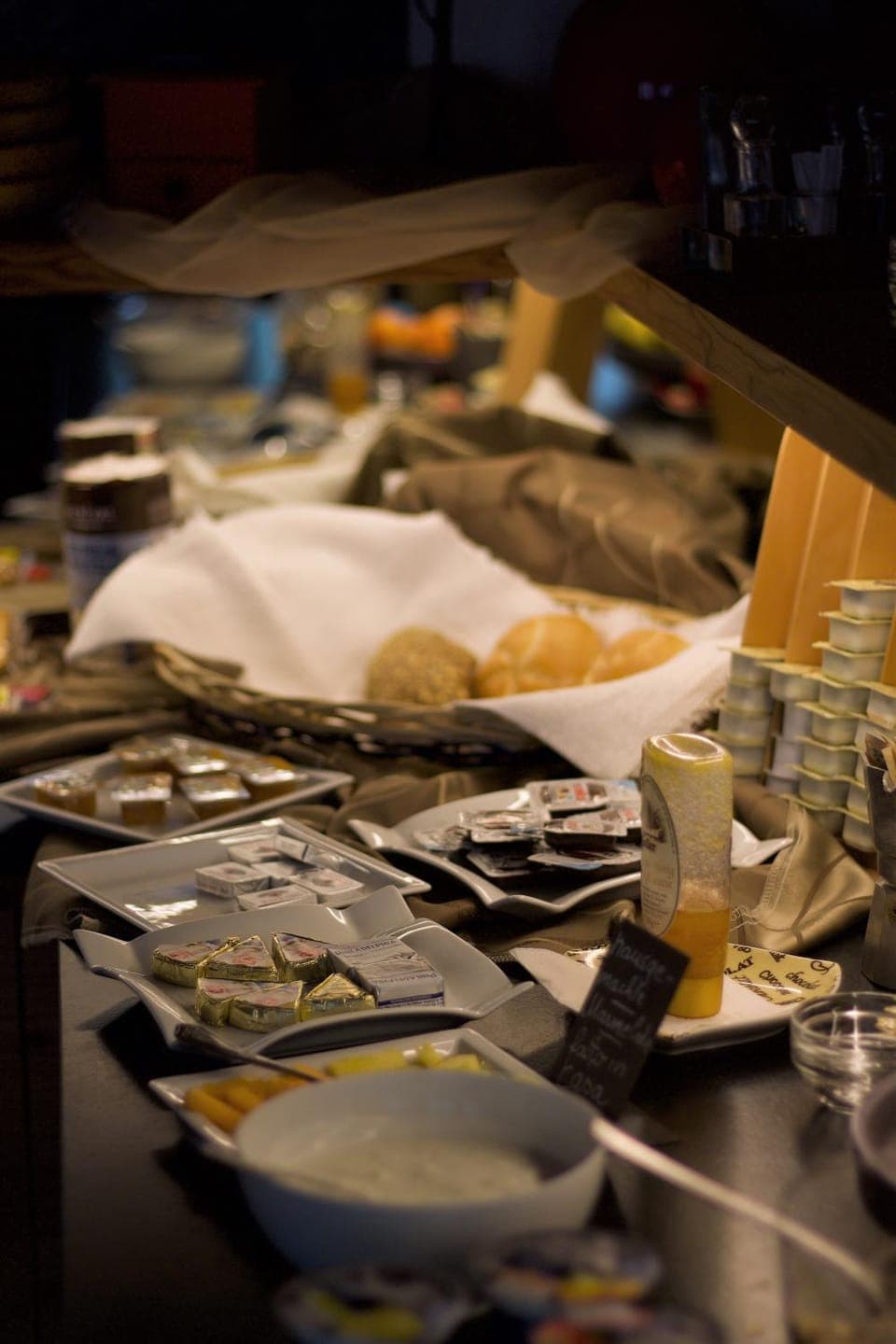 Breakfast, Continental breakfast, Buffet breakfast, Italian breakfast