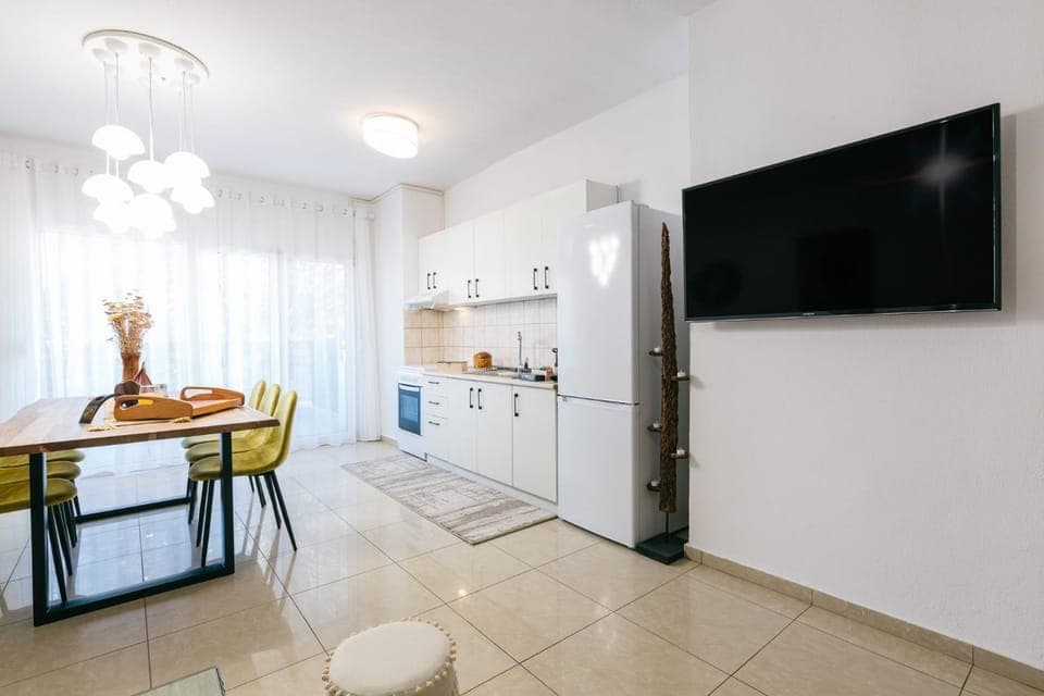 TV and multimedia, Dining area