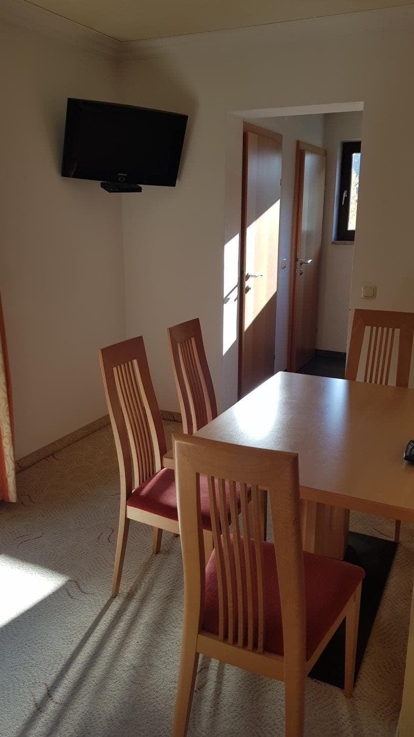 TV and multimedia, Dining area