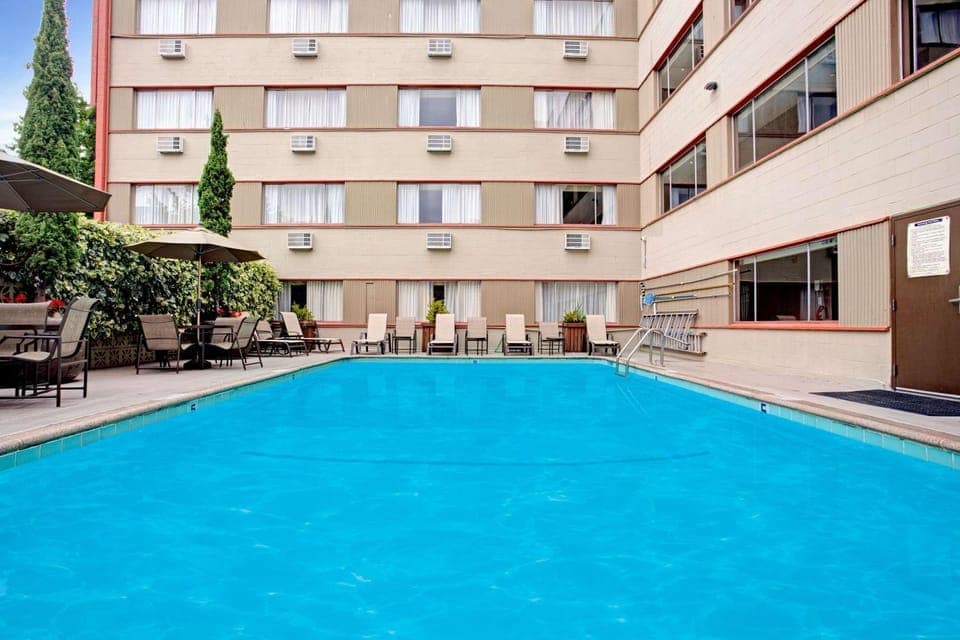 On site, Pool view, Swimming pool