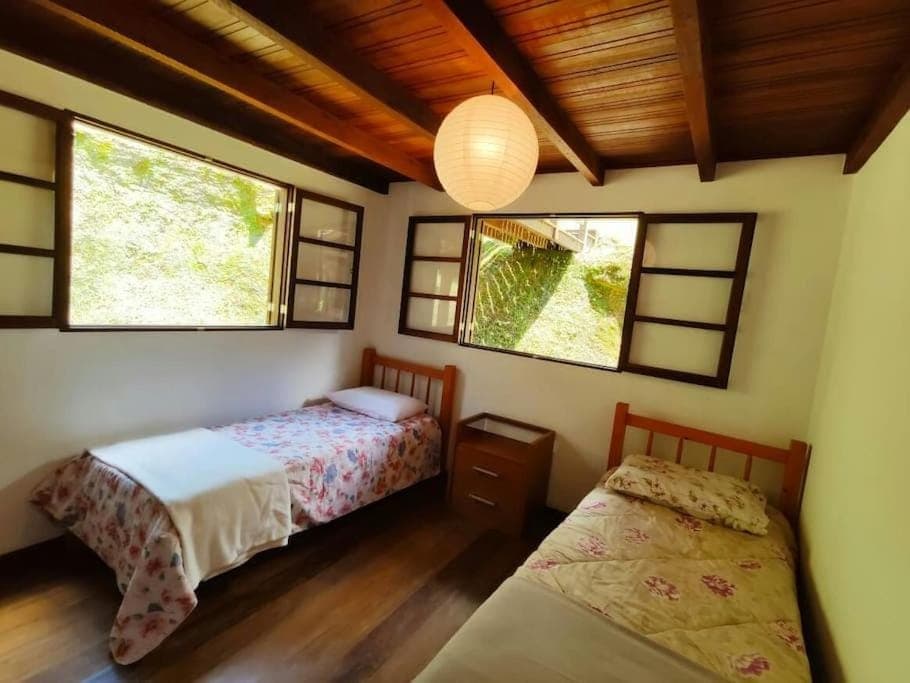 Linda casa em Visconde de Mauá perto da cachoeira House in State of Rio de Janeiro