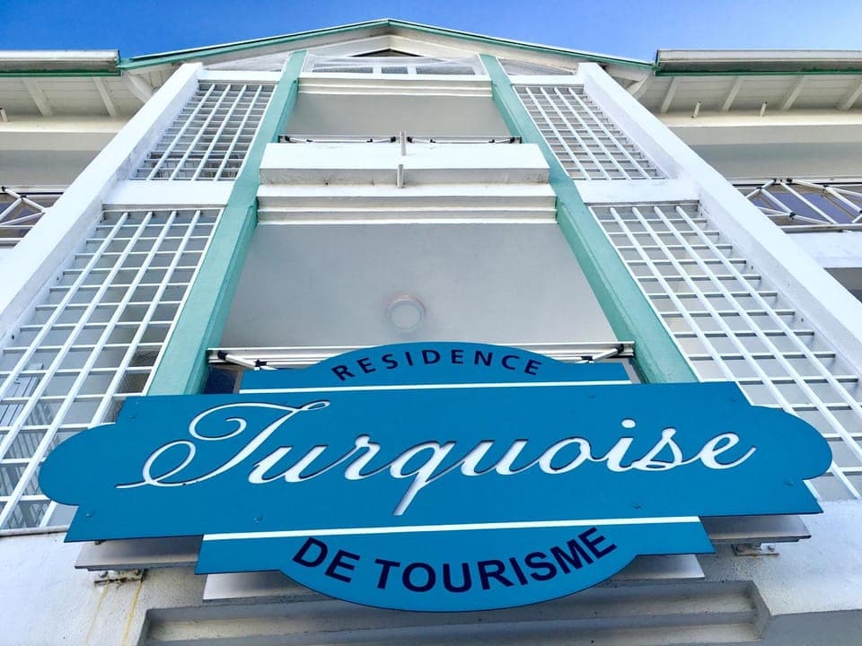 Facade/entrance, Sea view