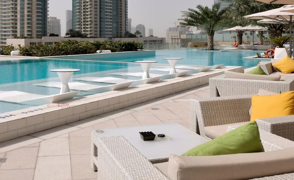 Patio, Pool view, Swimming pool, sunbed