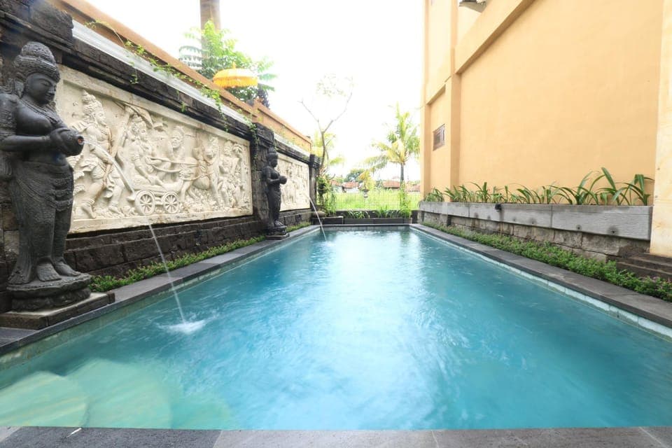 Pool view, Swimming pool
