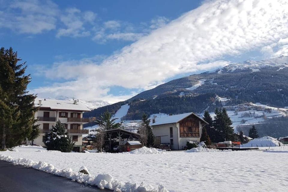 Property building, Winter