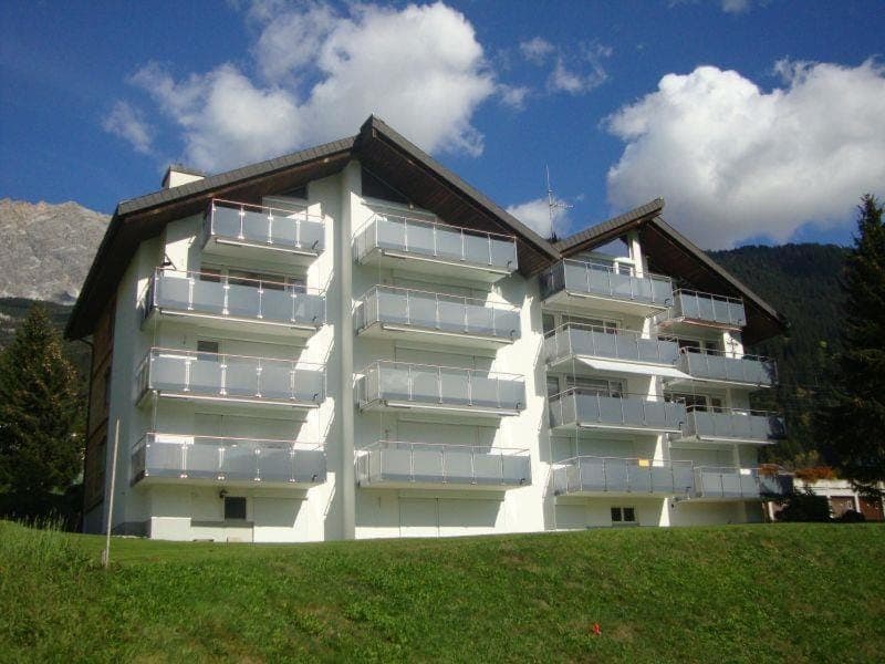 Property building, Spring