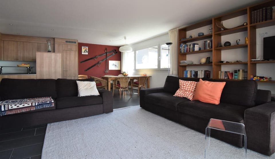 Communal lounge/ TV room, Living room