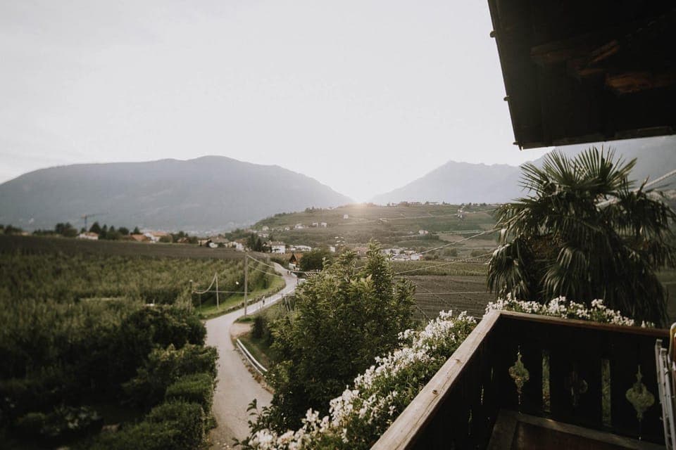 Balcony/Terrace, Mountain view