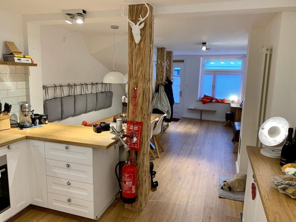 Photo of the whole room, Dining area