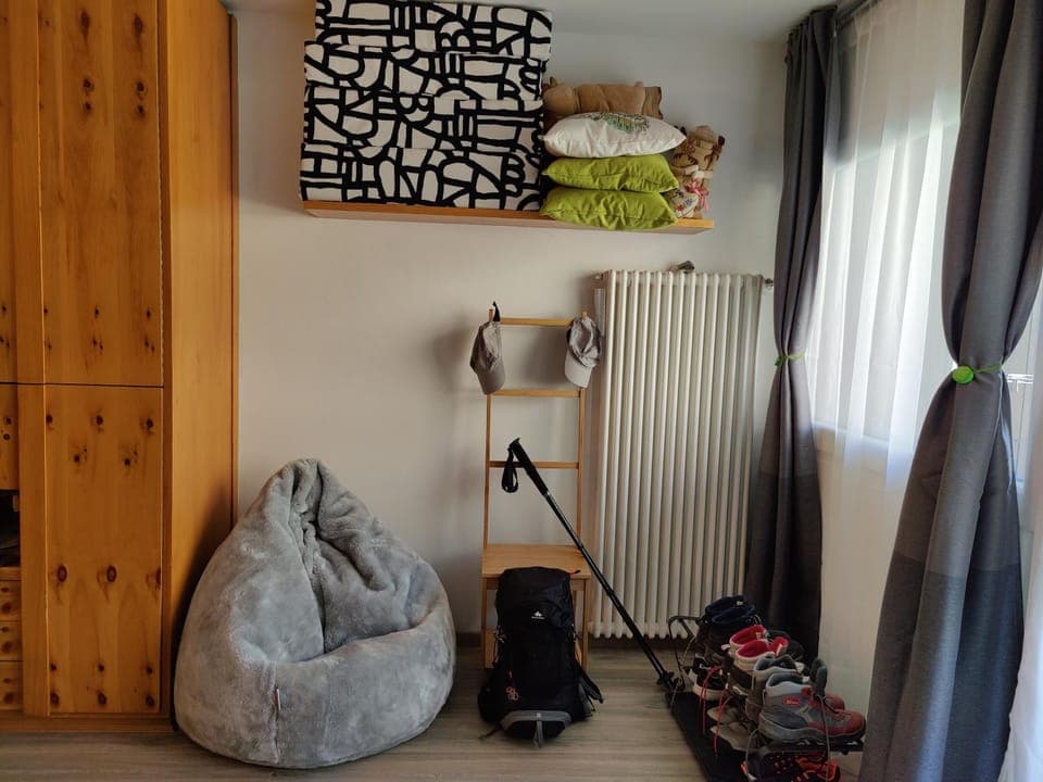 Living room, Bedroom