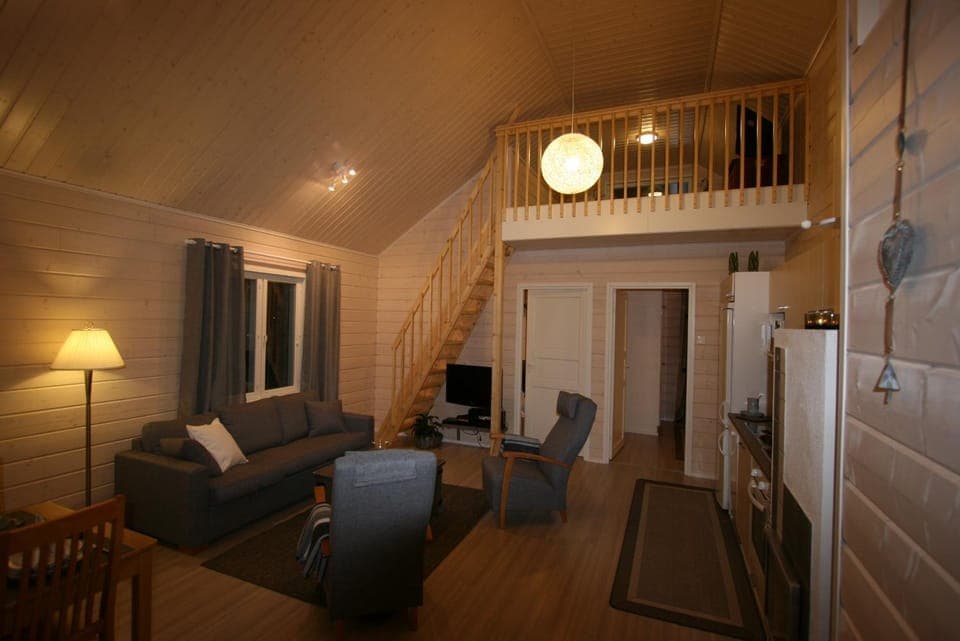 Living room, Photo of the whole room, Seating area, Dining area