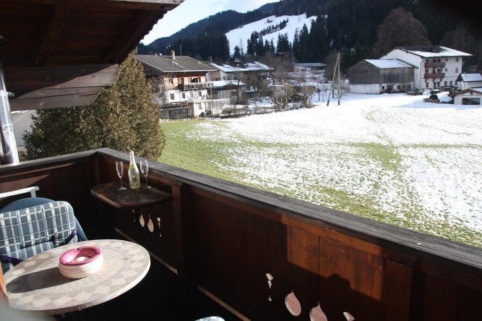 Day, Winter, Balcony/Terrace
