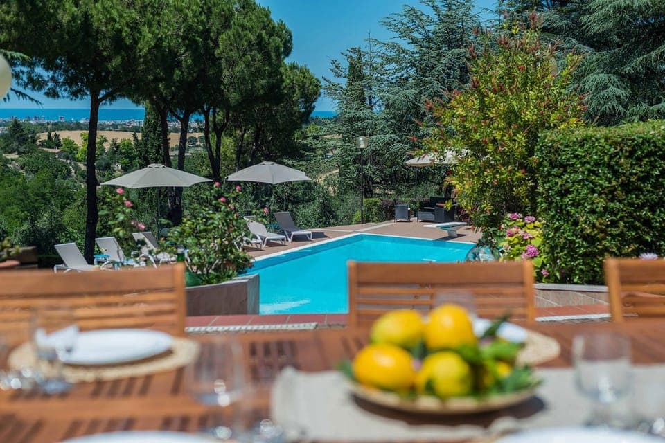 Pool view, Swimming pool