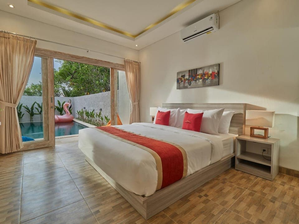 Bed, Photo of the whole room, Bedroom