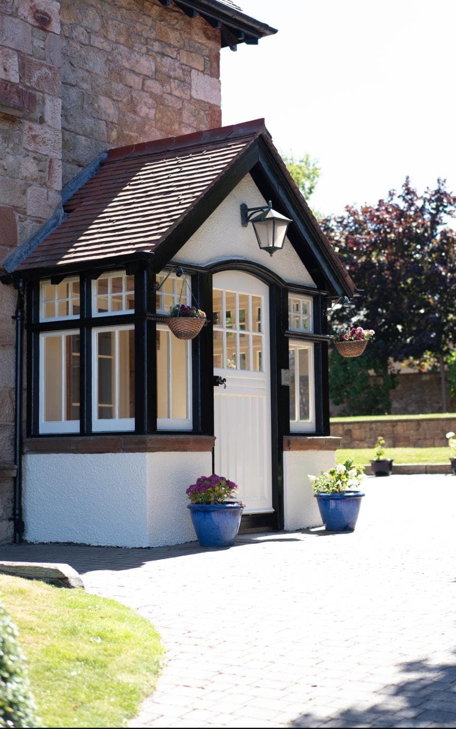 Property building, Facade/entrance