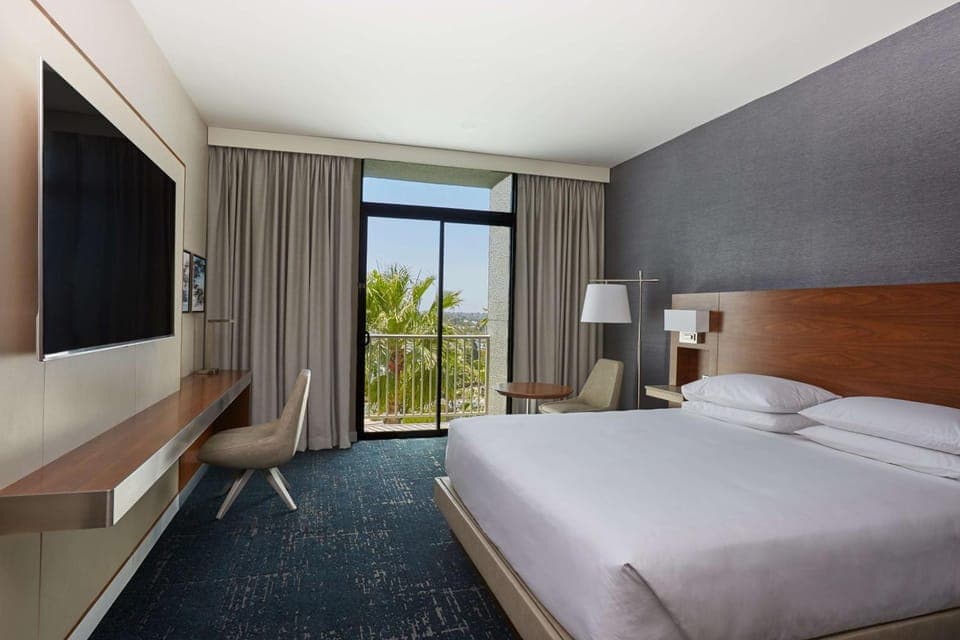 Photo of the whole room, On site