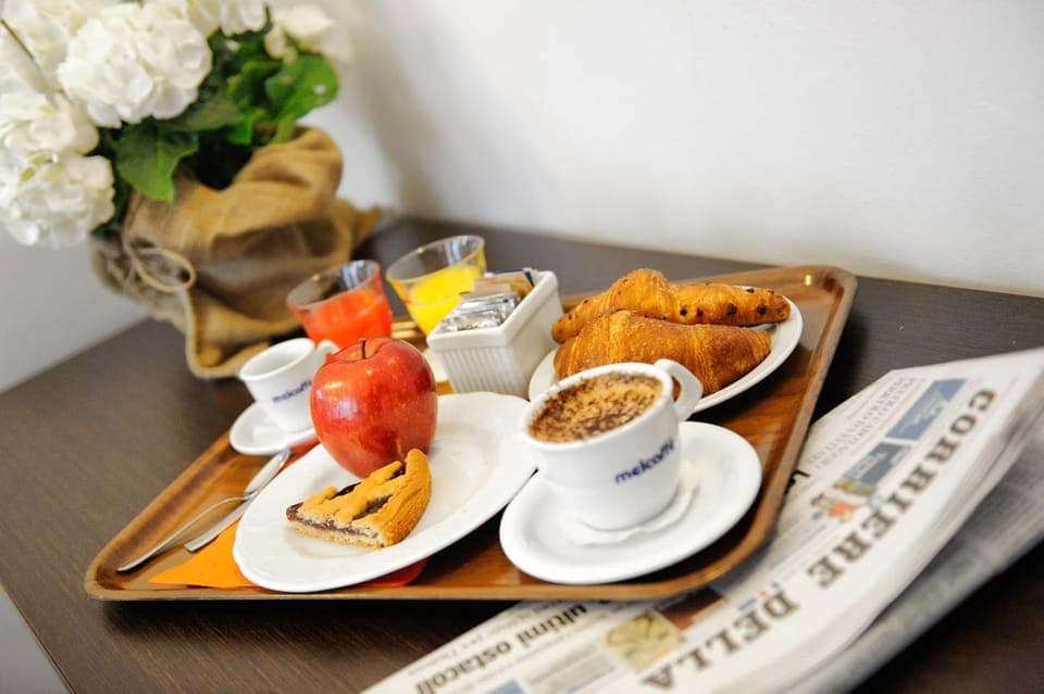Food close-up, Decorative detail, Seating area