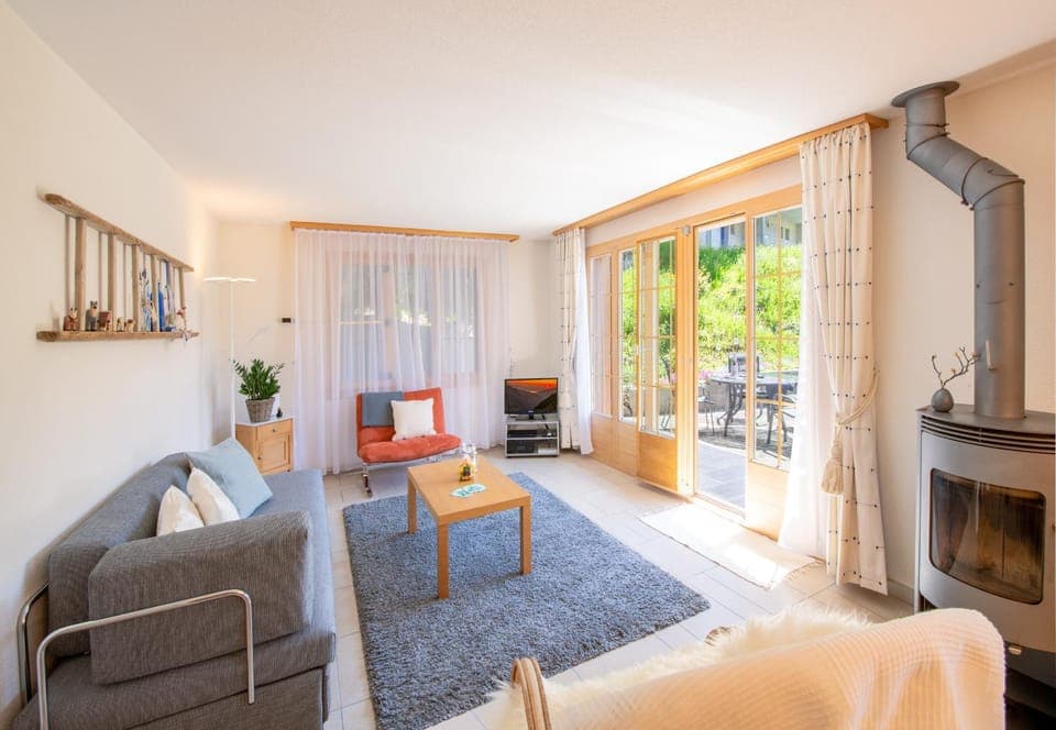 Communal lounge/ TV room, Living room