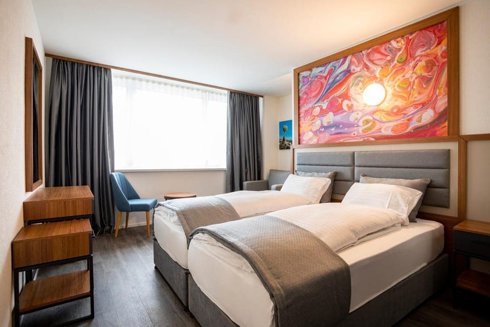 Bed, Photo of the whole room