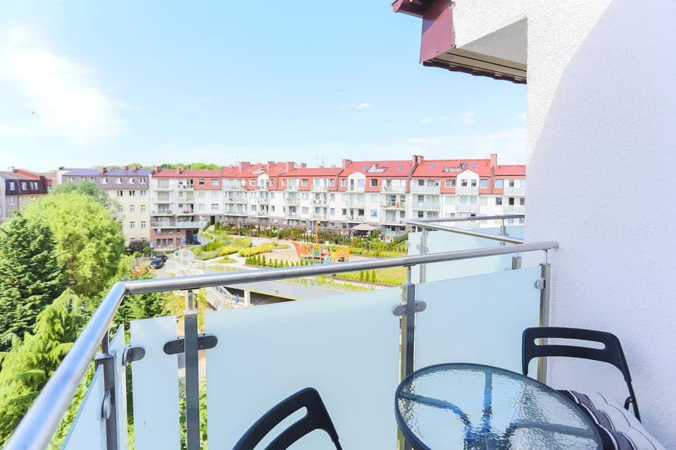 Property building, Patio, Balcony/Terrace