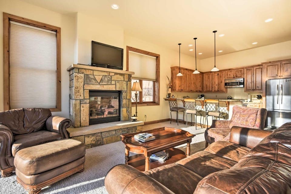 Crested Butte Townhome w/ Views - Steps to Lifts! House in Colorado