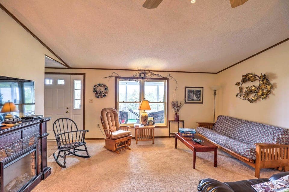Finger Lakes Retreat w/ Sunroom, Fire Pit & BBQ! House in Seneca Lake