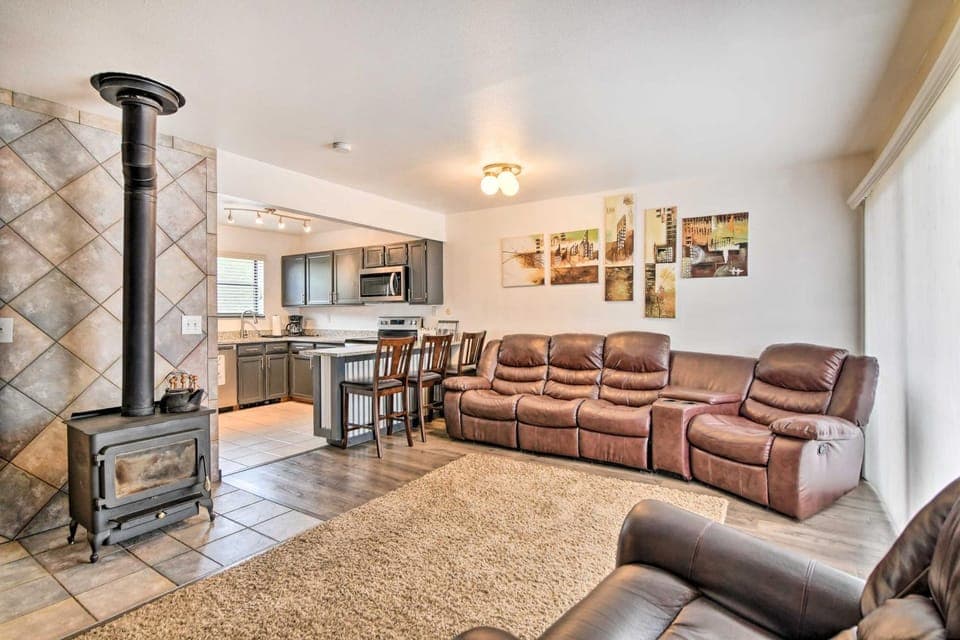 Near Lake Granby: Grand Lake Townhome w/ Views House in Rocky Mountain National Park