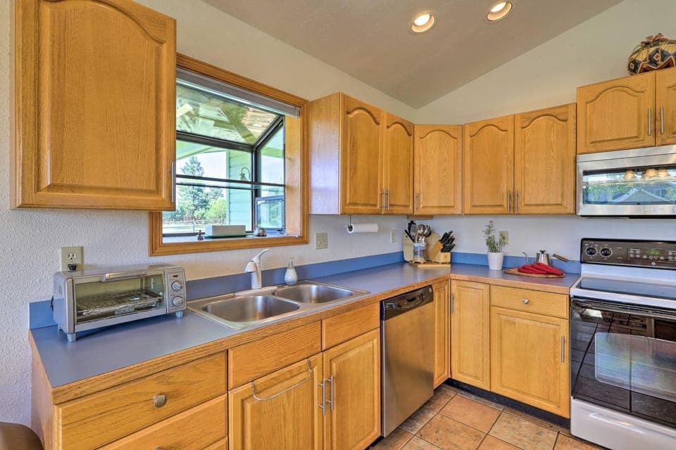 Ski, Soak & Explore! Spacious Pagosa Springs Home House in Colorado