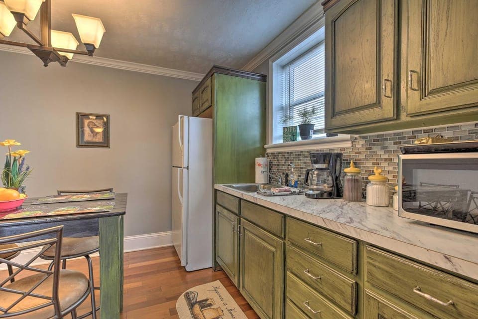 2 Mi to Ark Encounter: Updated Williamstown Apt! Apartment in Williamstown