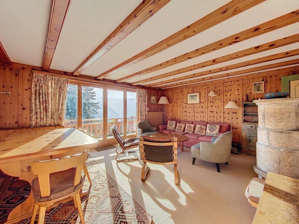 Communal lounge/ TV room, Living room