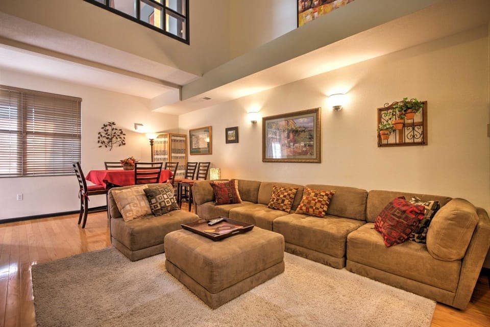Cozy Littleton Condo w/Loft & Patio on Golf Course House in Englewood