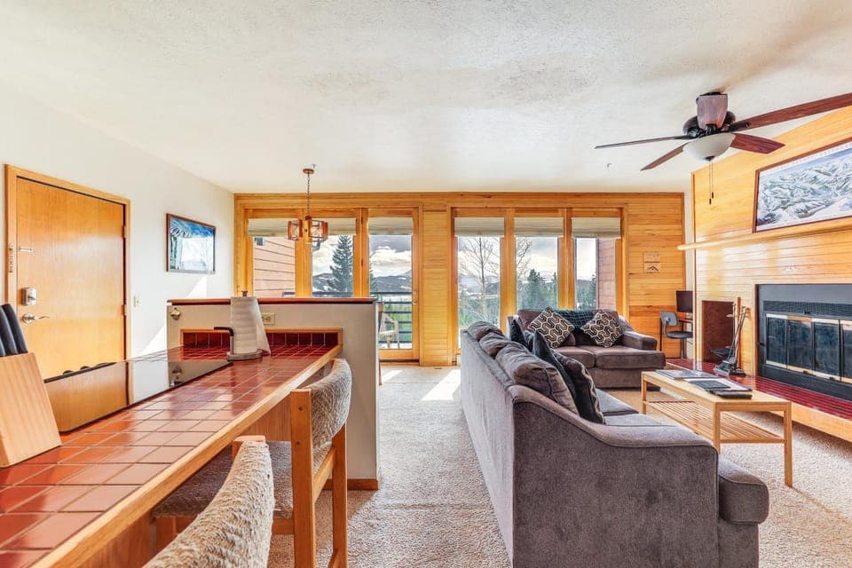 Mtn-View Gem w/ Community Perks in Silverthorne! House in Wildernest