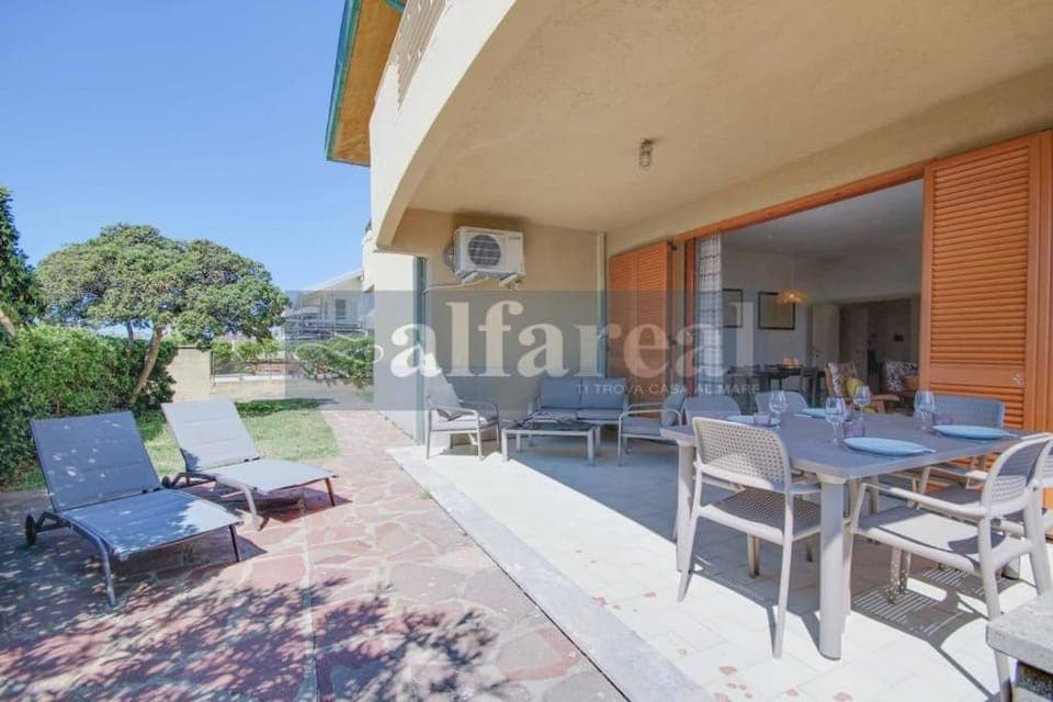 Patio, Garden, Balcony/Terrace, sunbed