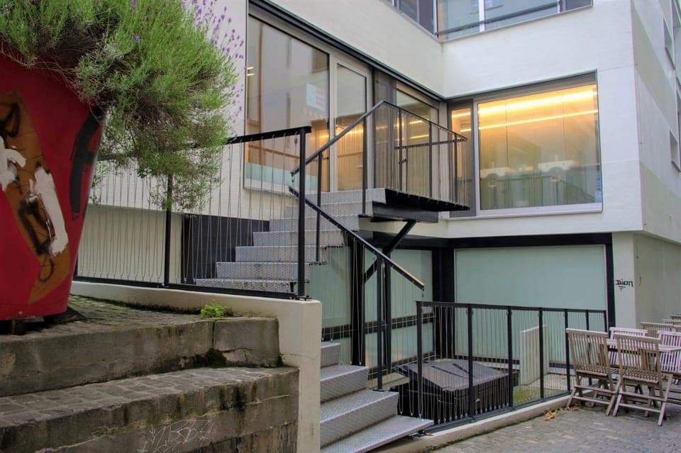 Property building, Property logo or sign