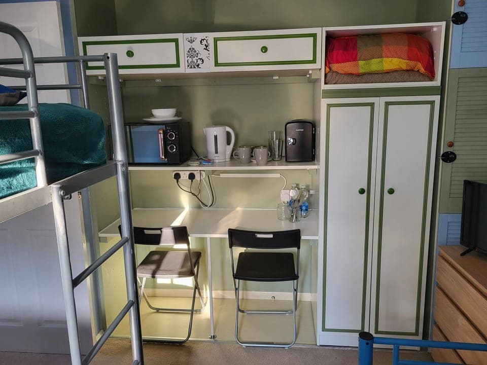 Coffee/tea facilities