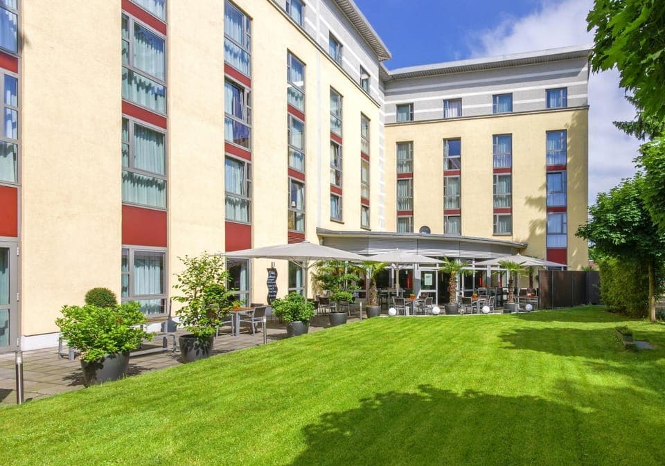 Property building, Garden