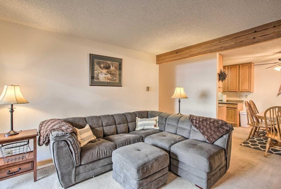 Avon Condo-Between Beaver Creek & Vail Resort House in Avon
