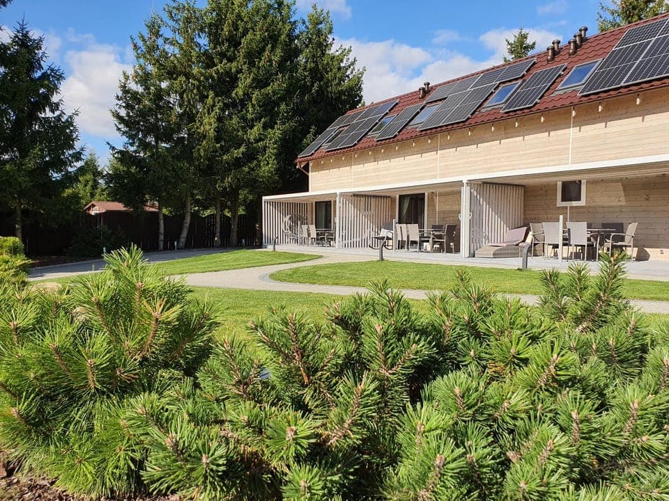 Property building, Patio, Garden