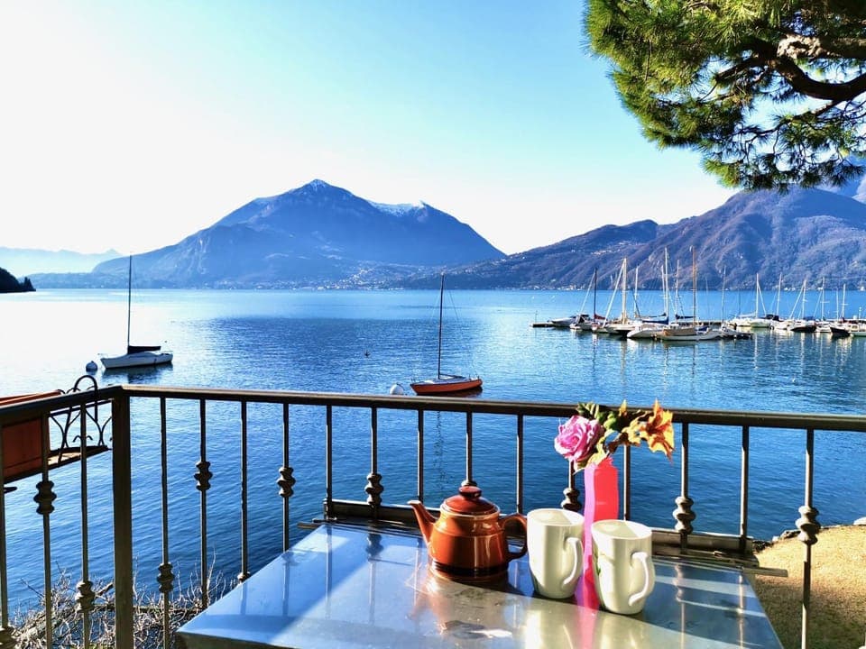 Balcony/Terrace, Lake view